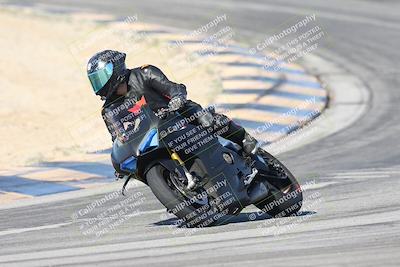 media/Dec-01-2025-Moto Forza (Mon) [[2daa91e15f]]/2-Intermediate Group/Session 2 (Turns 9 and 10)/